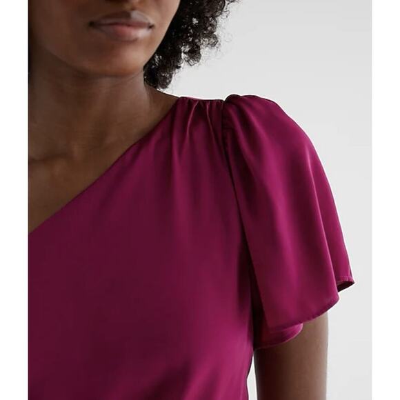 Express Women's Satin One Shoulder Tie Waist Top Bright Pink Size XS - NWT $64 - Picture 2 of 16